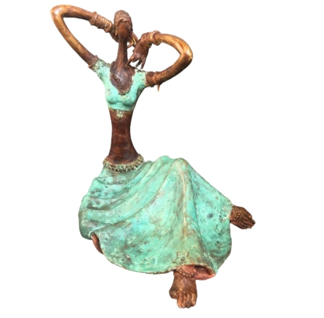 Lady wearing necklace